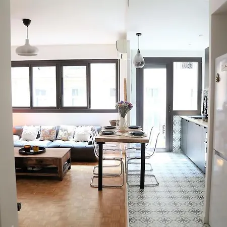Longchamp -bel Hyper Centre Apartment *